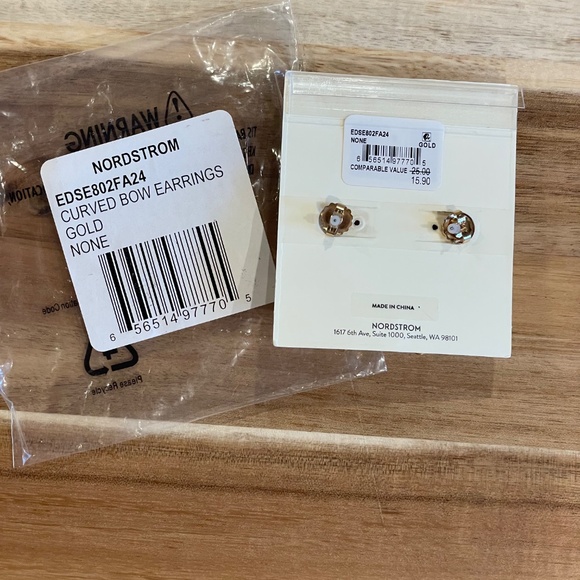 NWT - Open Edit- Curved Bow Earrings - Picture 3 of 3